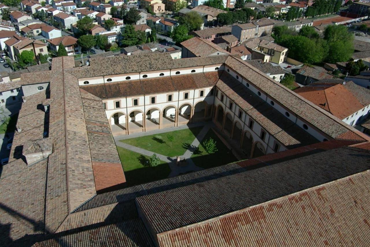 ホテル Antico Convento San Francesco バニャカヴァッロ エクステリア 写真